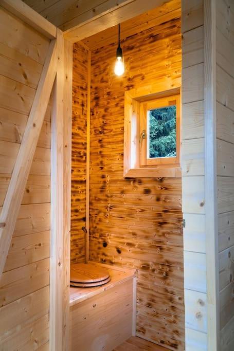 Tiny House Chrastna Vselibice Buitenkant foto